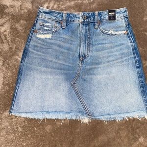 NWT Abercrombie & Fitch Denim Distressed Skirt